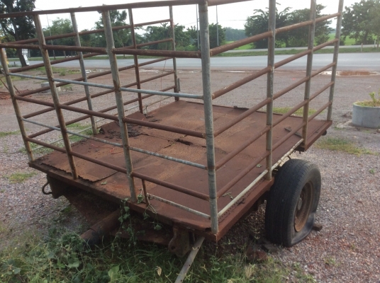 ขายสาลี่ลาก โครงสร้างแข็งแรง น๊อตล้อ 6น๊อต กว้าง 2.10ม. ยาว 2.40ม.ตามสภาพขาย 23,000บาท(ติดต่อศุภากร 081-4252943)