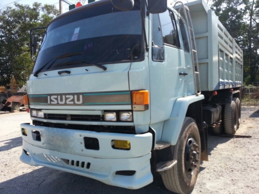 รถอีซูซุ 10 ล้อดั้ม 210 แรงม้า. ปี 37   สนใจติดต่อ  081 - 6079515