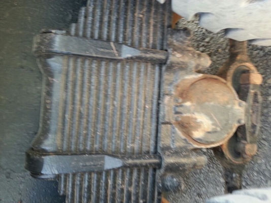 รถอีซูซุ 10 ล้อดั้ม 210 แรงม้า. ปี 37   สนใจติดต่อ  081 - 6079515