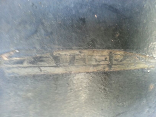 รถอีซูซุ 10 ล้อดั้ม 210 แรงม้า. ปี 37   สนใจติดต่อ  081 - 6079515