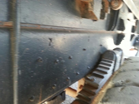 รถอีซูซุ 10 ล้อดั้ม 210 แรงม้า. ปี 37   สนใจติดต่อ  081 - 6079515