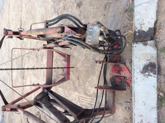 ขายชุดตักหน้าfront loader ขายชุดตักหน้าfront loader