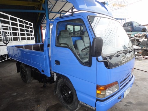 ขายรถบรรทุก4ล้อป้ายเล็กครับ ขายรถบรรทุก4ล้อป้ายเล็กครับ