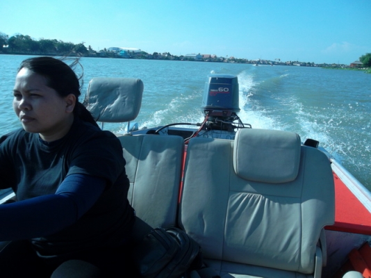 เรือBASS TRACKER 16 ฟุต+เครื่องyamaha 60 hp 2จังหวะ เรือBASS TRACKER 16 ฟุต+เครื่องyamaha 60 hp 2จังหวะ