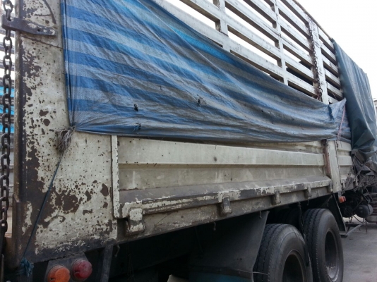 รถอีซูซุ 10 ล้อ หลังถนน FVM 230 แรงม้า. ปี 47    สนใจติดต่อ  081 - 6079515