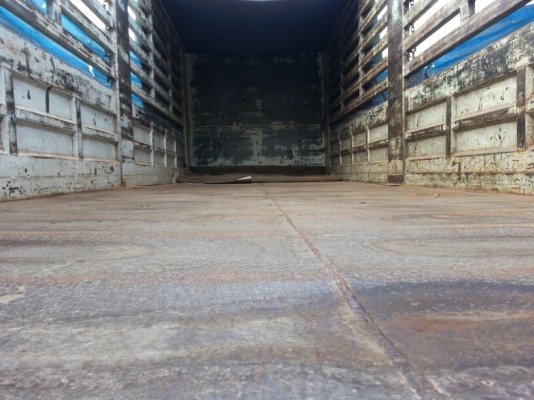 รถอีซูซุ 10 ล้อ หลังถนน FVM 230 แรงม้า. ปี 47    สนใจติดต่อ  081 - 6079515