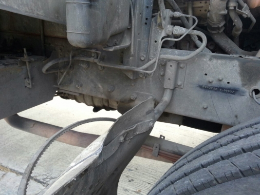 รถอีซูซุ 10 ล้อ หลังถนน FVM 230 แรงม้า. ปี 47    สนใจติดต่อ  081 - 6079515