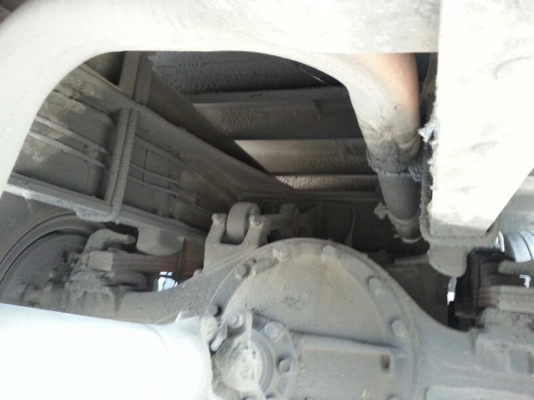 รถอีซูซุ 10 ล้อ หลังถนน FVM 230 แรงม้า. ปี 47    สนใจติดต่อ  081 - 6079515