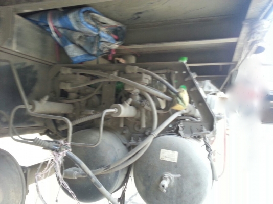 รถอีซูซุ 10 ล้อ หลังถนน FVM 230 แรงม้า. ปี 47    สนใจติดต่อ  081 - 6079515