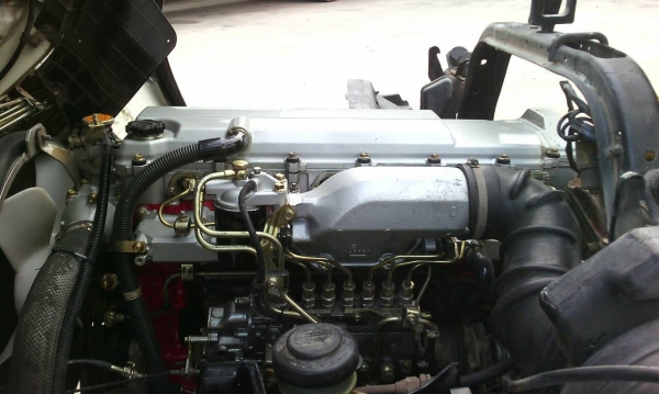 ขายด่วนรถ6ล้อติดโม้ปูน3.5คิวโม้ตรงเครือง240แรงมีเอกสารเล่ม