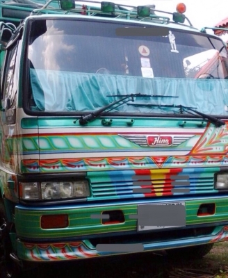 HINO FL 3H 195 HP HO7D ปี 37 สิบล้อดั๊มพ์เพลาเดียว กระบะดั๊มพ์มิเนียมคอกเกษตร 12 ตันความยาว 6.20 เมตรสภาพสวยจัด เครื่องเดิมเกียร์เดิมแน่นดีแรงดีไม่มีเยิ้ม หัวเก๋งไฮเทคแล็ปลายสวยภายในเก๋งคอนโซลครบพร้อม พวงมาลัยเพาเวอร์ ระบบเบรคทริ๊ปฟี้ ช่วงล่างเดิมๆคัชซีสว