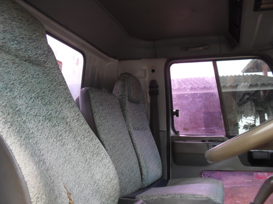 HINO FC4J 140 แรง  ช่วงต่อดั๊ม หัวเดิมๆไม่เคยทำสี แซสซีสวยตลอดเส้น เอาไปต่อดั๊มแจ๋วเลย