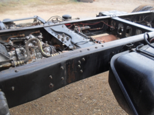 HINO FC4J 140 แรง  ช่วงต่อดั๊ม หัวเดิมๆไม่เคยทำสี แซสซีสวยตลอดเส้น เอาไปต่อดั๊มแจ๋วเลย