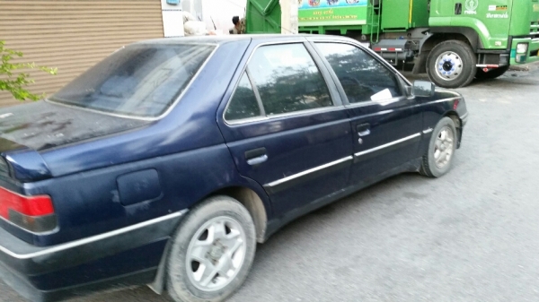 เปอร์โย 405 เครื่อง 2000 ติด lpg พวงมาลัยพาวเวอร์ พร้อมโอน ขาย 25,000 บาท