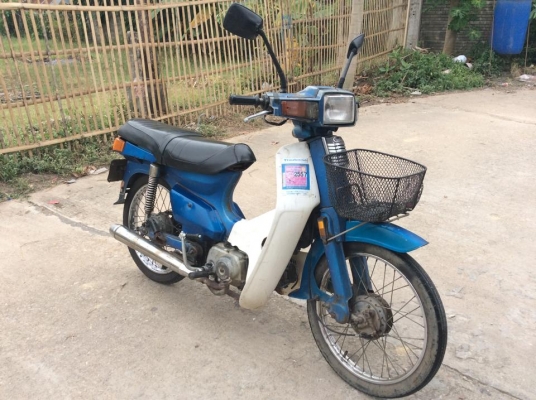 คัสต้อมทะเบียนโอนเดิมๆภาษีขาด5เดือนขายถูกๆ6900บาท