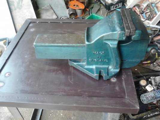 ขายปากกา record no.6 พร้อมโต๊ะเหล็ก