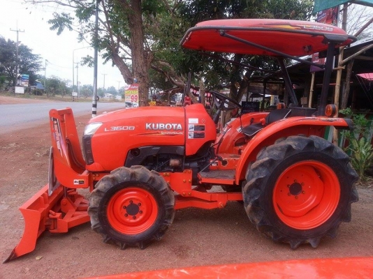 KUBOTA L3608 สวยๆพร้อมใช้งาน 335,000บ.ใบมีดดันดิน+ผานหก เพชรรุ่งเรืองแทรกเตอร์จัดให้คร๊าบ