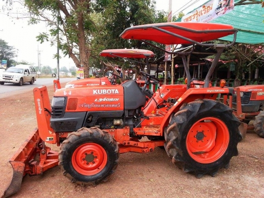 KUBOTA L3408DI รถไร่สภาพสวยๆ เดิมๆทั้งคัน ชม.ทำงานน้อย พร้อมลุยงาน ไม่ผิดหวังแน่นอนครับ