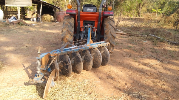 ขายรถไถคูโบต้า L3608 มีใบมีดดันดินผาล6/22พร้อมใช้งานครับ