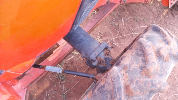 ขายรถไถคูโบต้า L3608 มีใบมีดดันดินผาล6/22พร้อมใช้งานครับ