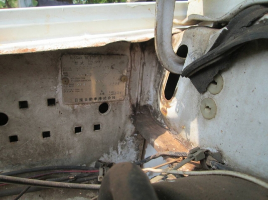 NiSSAN 1.6หัวเดียวถูกครับ น่าใช้ NiSSAN 1.6หัวเดียวถูกครับ น่าใช้