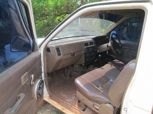 NiSSAN 1.6หัวเดียวถูกครับ น่าใช้ NiSSAN 1.6หัวเดียวถูกครับ น่าใช้