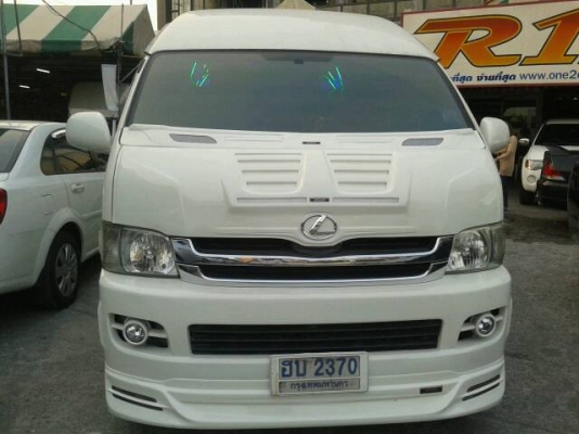 ขายด่วนๆค่ะ ยี่ห้อ : TOYOTA ปี : 2009 รุ่น : HIACE สี : ขาว โฉม : COMMUTER ปี 2009  เกียร์ : MT รุ่นย่อย : 2.7 VVT-i เครื่องยนต์ : เบนซิน,NGV,  ราคา 690,000 บาท โทร คุณตันหยง 0922726669