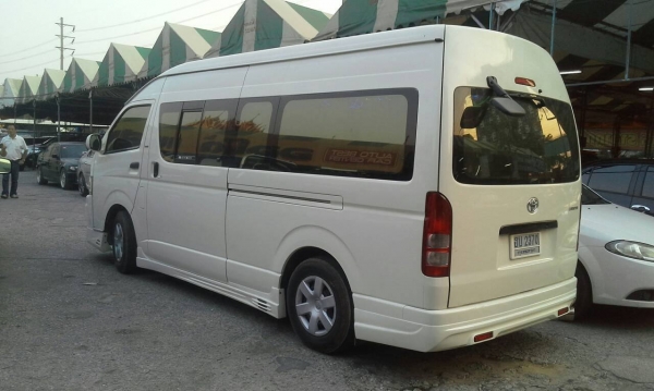 ขายด่วนๆค่ะ ยี่ห้อ : TOYOTA ปี : 2009 รุ่น : HIACE สี : ขาว โฉม : COMMUTER ปี 2009  เกียร์ : MT รุ่นย่อย : 2.7 VVT-i เครื่องยนต์ : เบนซิน,NGV,  ราคา 690,000 บาท โทร คุณตันหยง 0922726669