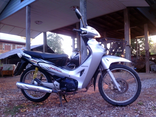 ขายHonda WAVE125R เครื่องดีรถเดิมมือเดียวพร้อมใช้เล่มพร้อมชุดโอนราคา16,900 บาท