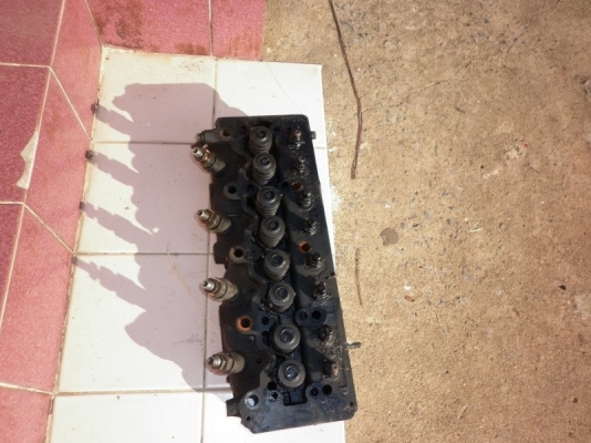 ขายฝาสูบ nissan LD20 II turbo