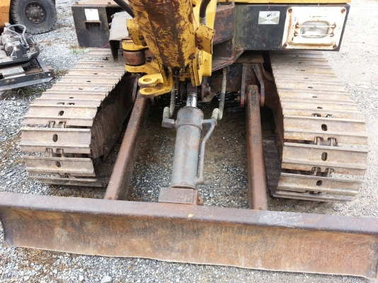 ขาย รถขุด ยันม่าร์ YB 251 UZ (เทียบเท่า PC 20) เก่าญี่ปุ่น ราคาถูก 090-986-2521 ขาย รถขุด ยันม่าร์ YB 251 UZ (เทียบเท่า PC 20) เก่าญี่ปุ่น ราคาถูก 090-986-2521