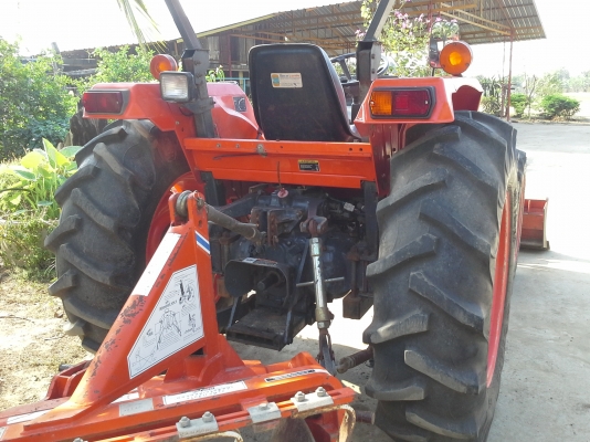 ขาย แทรกเตอร์ KUBOTA M5000 สวยๆสีเดิมๆ อุปกรณ์สวยๆคับ