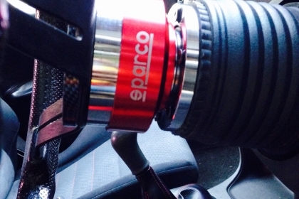 คอพวงมาลัยซิ่งถอดได้ sparco