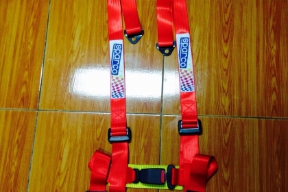 เข็มขัด4จุด sparco