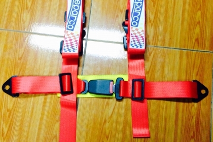 เข็มขัด4จุด sparco