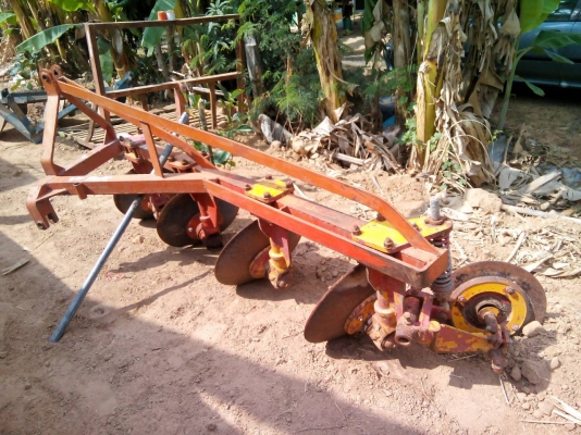 ผาน4 บุกเบิ่กของรถ45 ราคาถูกๆ   ติดตามได้ที่เฟส  สารวัตร   https://www.facebook.com/profile.php?id=100001928077924