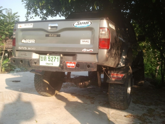 รถกระบะยกสูง รถกระบะยกสูง