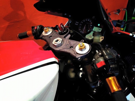 T&amp;T BIKE RAMA2 ขายYAMAHA R1ปี2009 อินวอย + สรรพสามิตแท้ ของแต่งตามรูป ราคา 329000