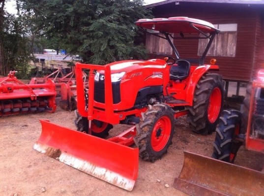 ขายคูโบต้าL4708มีดับหน้าสภาพสวยๆยางใหม่4เส้นราคาเบาๆ425000