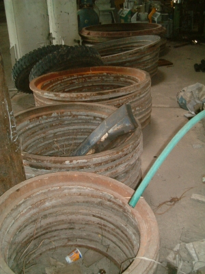 ขาย เครื่องทำท่อคอนกรีต น่ำเฮง มือ2 อยู่ลำปาง ขาย เครื่องทำท่อคอนกรีต น่ำเฮง มือ2 อยู่ลำปาง