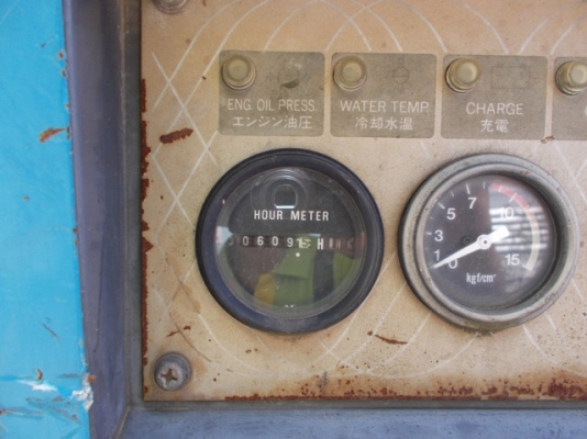 COMBO ชุดที่ 3 ขายรถขุดKOMASTSU PC138US-2 + เครื่องลม AIRMAN PDS50S