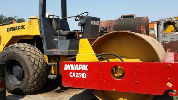 ขายด่วน 2คัน เกรดเดอร์caterpillar 140G5MD&รถบดสั่นสะเทือน Dynapac CA251D ขายด่วน 2คัน เกรดเดอร์caterpillar 140G5MD&รถบดสั่นสะเทือน Dynapac CA251D