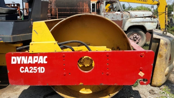 ขายด่วน 2คัน เกรดเดอร์caterpillar 140G5MD&รถบดสั่นสะเทือน Dynapac CA251D ขายด่วน 2คัน เกรดเดอร์caterpillar 140G5MD&รถบดสั่นสะเทือน Dynapac CA251D