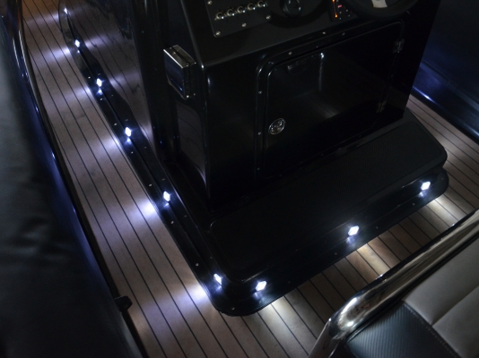 ขายเรือ CRB830 - DARK KNIGHT