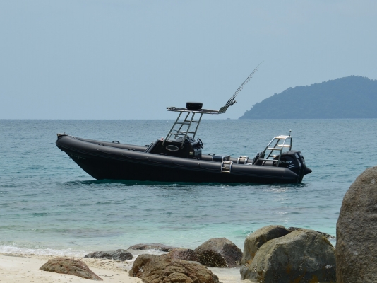 ขายเรือ CRB830 - DARK KNIGHT