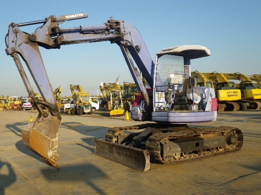 ขายรถแม็คโค Komatsu PC75UU-2