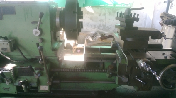 แท่นกลึง 6 ฟุต 2 เพลา เกียร์บล็อก พร้อมใช้งาน ด่วน !!!!! 89,000