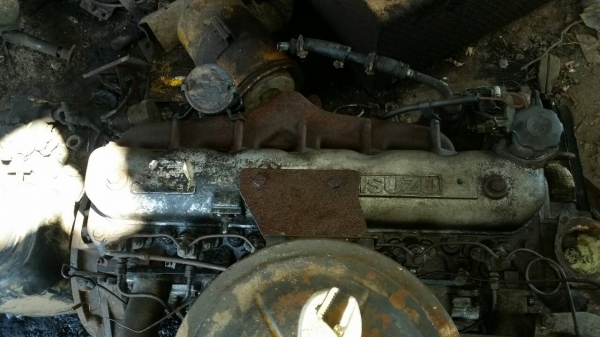 เครื่องอีซุ 6BD1อุปกรครบ ขายตามสภาพ มีเอกสารลงเล่ม