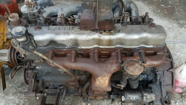 เครื่องอีซุ 6BD1อุปกรครบ ขายตามสภาพ มีเอกสารลงเล่ม