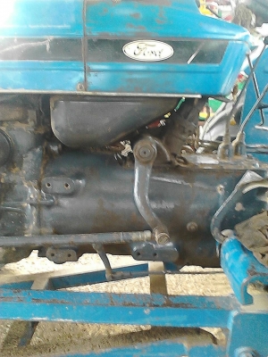 ขายรถไถฟอร์ด5500...68คุณภาพดีราคาต่อรองได้ครับมีผาน7 พร้อมใช้    ตอนนี้ผมเอารถกลับมาที่ระยองแล้วครับที่ อ บ้านค่าย ระยอง